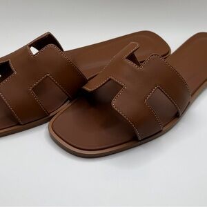 *NEW* Hermes Oran Sandal 37